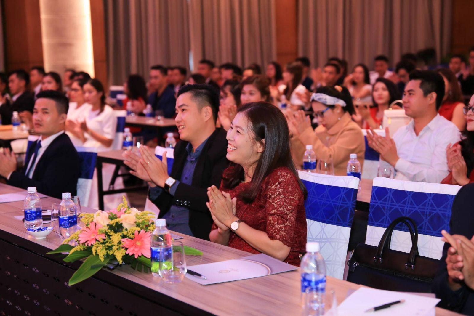 CHƯƠNG TRÌNH “TỔNG KẾT 6 THÁNG CUỐI NĂM 2018” VỚI CHỦ ĐỀ : “CHẶNG ĐƯỜNG GIỮ LỬA” - Viet Nam Smart City