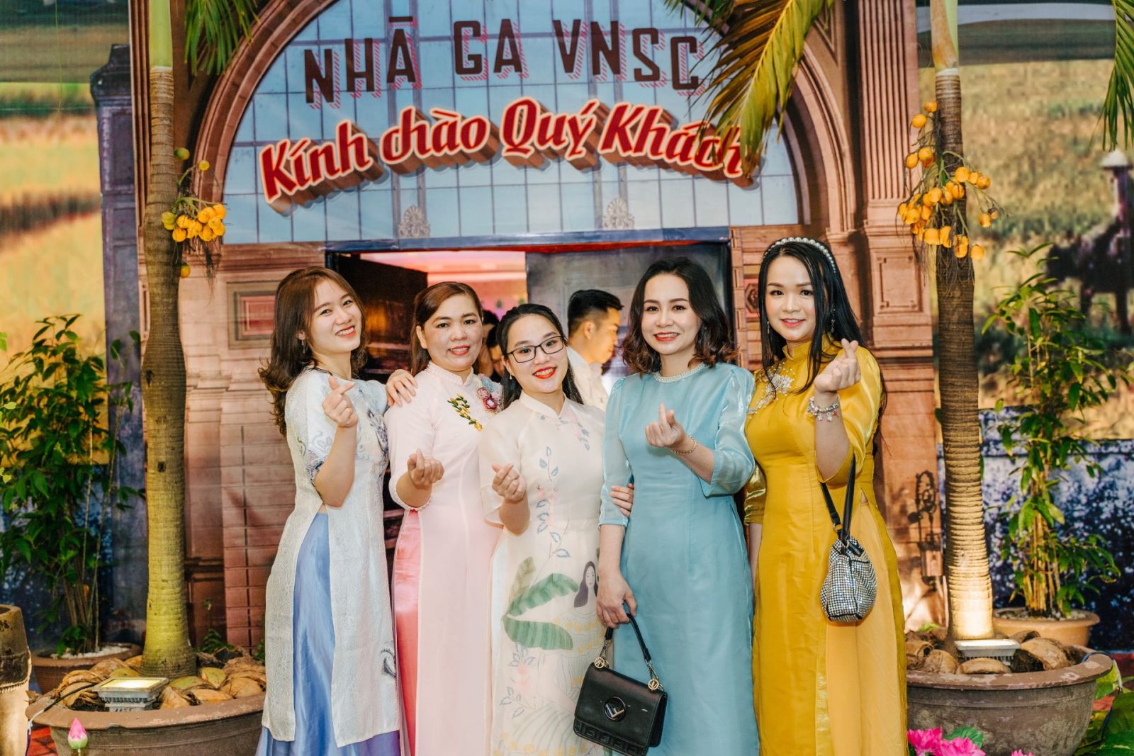 YEAR END PARTY VNSC 2020: CHUYẾN TÀU CẢM XÚC - Viet Nam Smart City