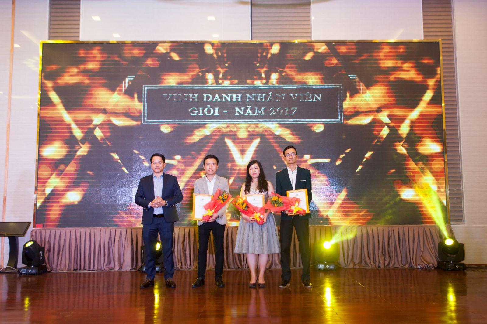 ĐẤT XANH ĐÀ NẴNG – YEAR END PARTY 2017 - Viet Nam Smart City