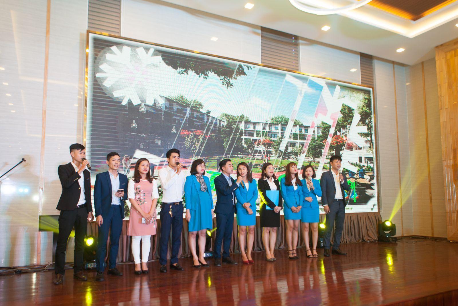 ĐẤT XANH ĐÀ NẴNG – YEAR END PARTY 2017 - Viet Nam Smart City