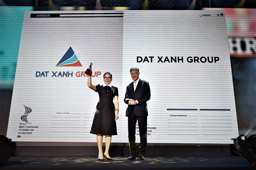 TẬP ĐOÀN ĐẤT XANH ĐƯỢC VINH DANH “DOANH NGHIỆP CÓ MÔI TRƯỜNG LÀM VIỆC TỐT NHẤT CHÂU Á NĂM 2020” - Viet Nam Smart City