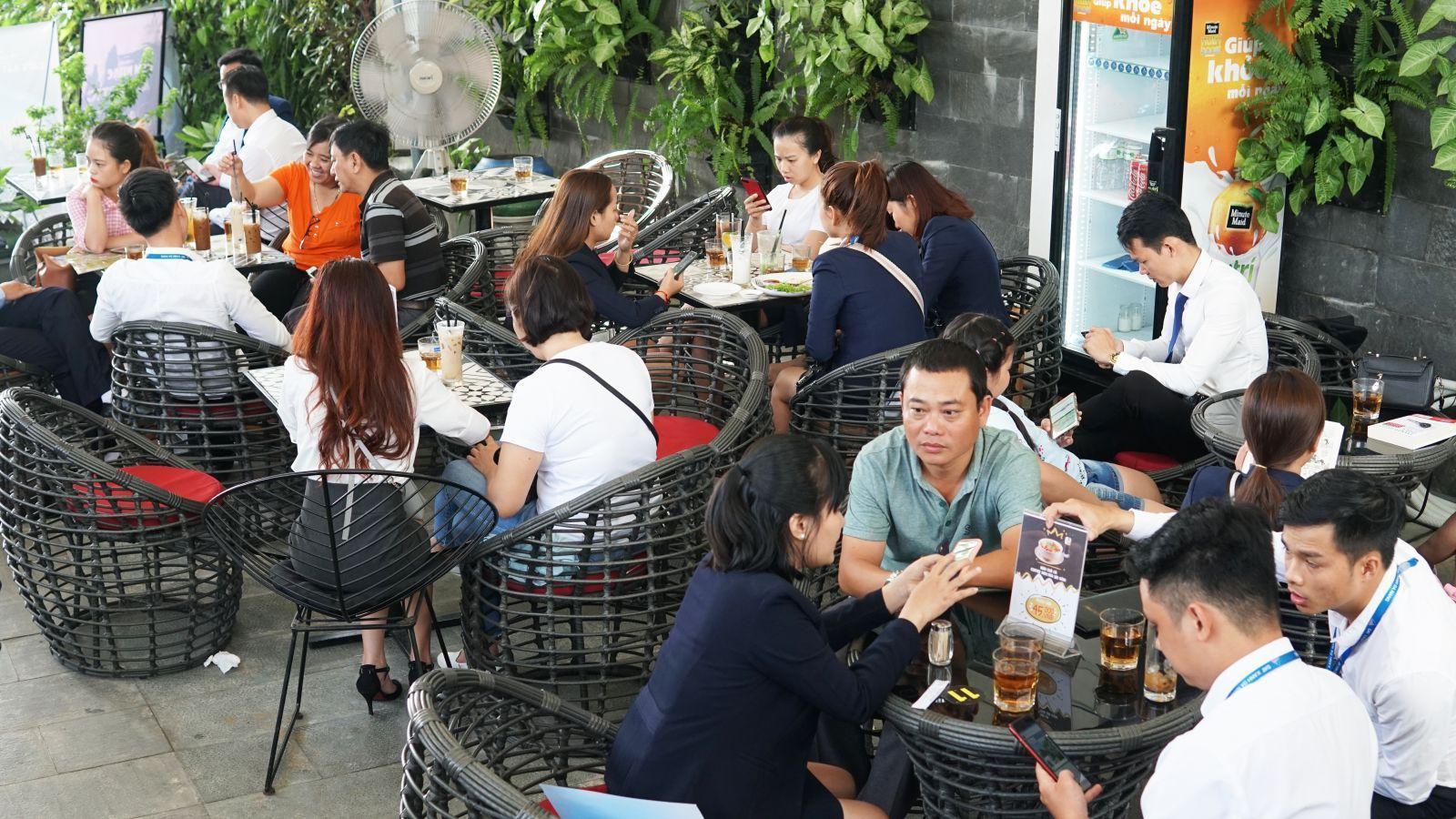 SỨC HÚT THỊ TRƯỜNG ẤN TƯỢNG TẠI SỰ KIỆN CAFE BẤT ĐỘNG SẢN “ĐIỂM HẸN ĐẦU TƯ – KẾT NỐI THỊNH VƯỢNG” - Viet Nam Smart City
