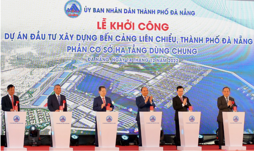 Chủ tịch nước Nguyễn Xuân Phúc tham dự Lễ khởi công dự án đầu tư xây dựng bến cảng Liên Chiểu (Đà Nẵng)
