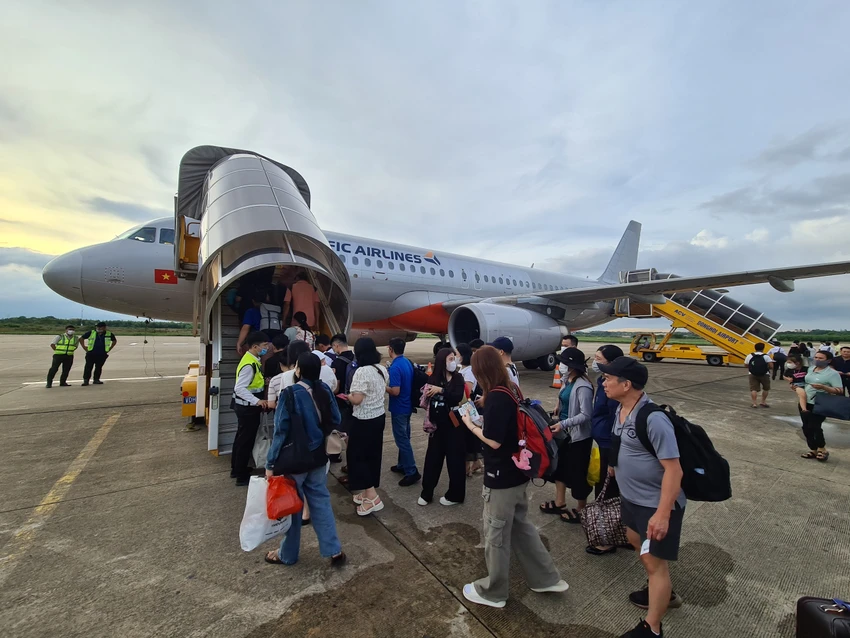 Quảng Bình đề nghị các hãng hàng không tăng chuyến bay - Viet Nam Smart City