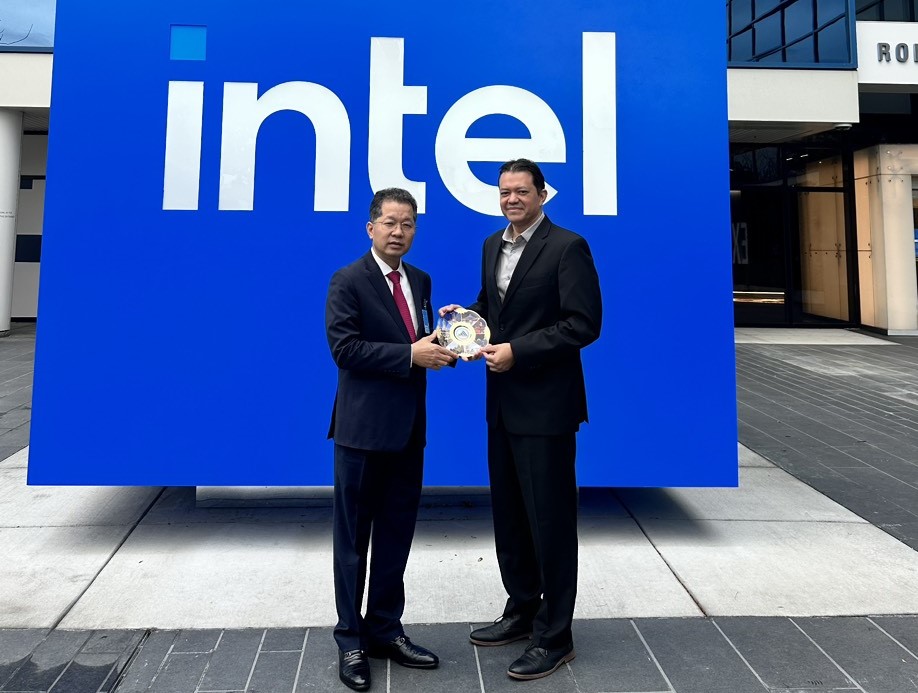 Lãnh đạo TP. Đà Nẵng thăm, làm việc với Tập đoàn Intel - Viet Nam Smart City