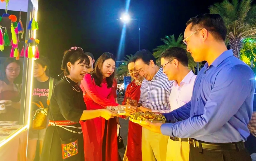 Quảng Bình: Khai mạc lễ hội ẩm thực và đại nhạc hội EDM tại Regal Legend - Viet Nam Smart City