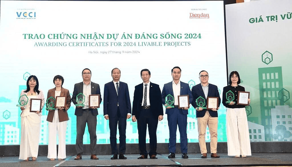 Dự án Regal Legend được bình chọn là "dự án đáng sống" năm 2024 - Viet Nam Smart City